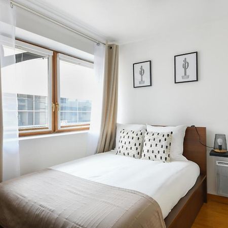 Studio Cosy En Plein Centre-Ville D'อ็องโตนี ภายนอก รูปภาพ